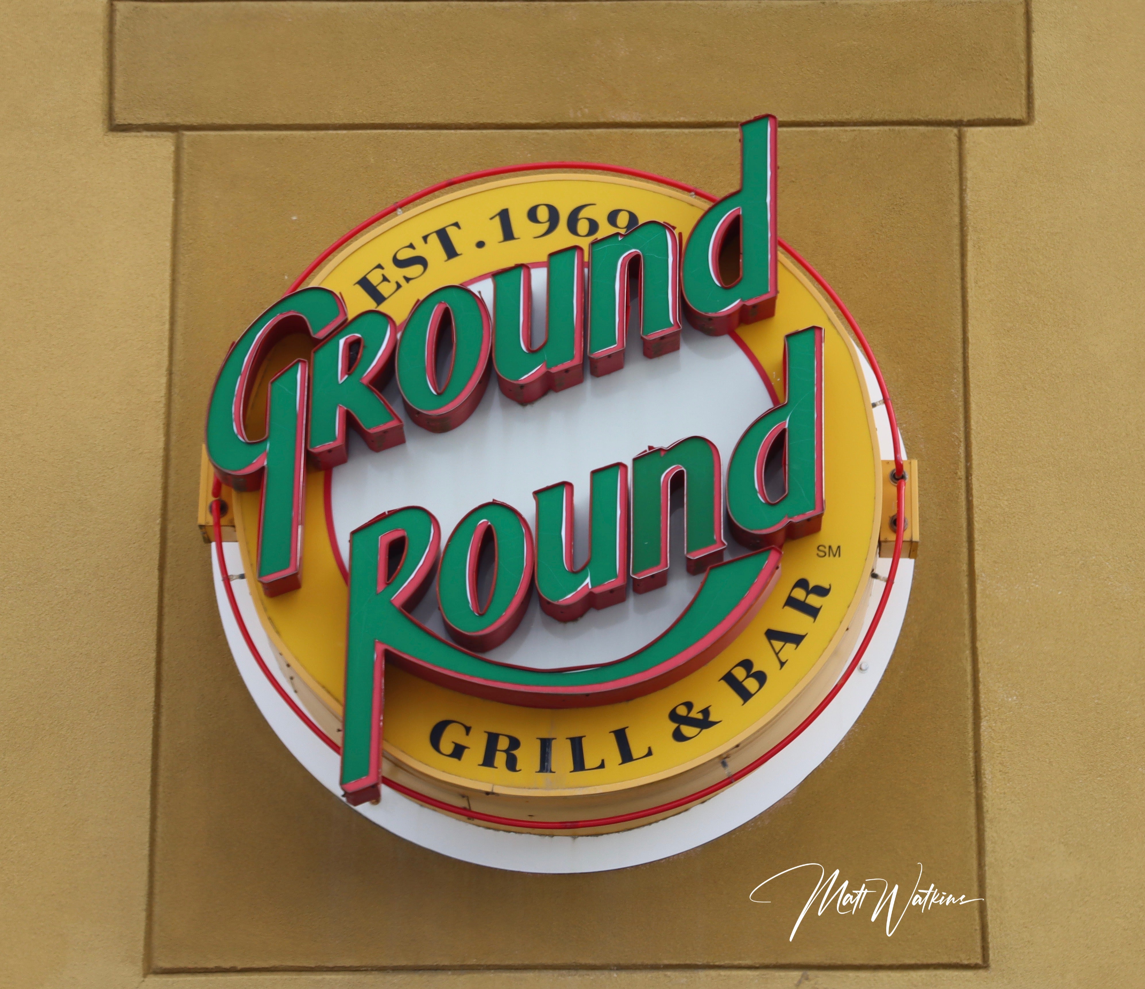 Ground Round sign